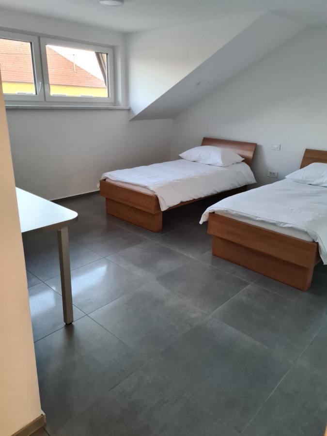 Hotel Gostisce Pri Rudiju Salovci Esterno foto